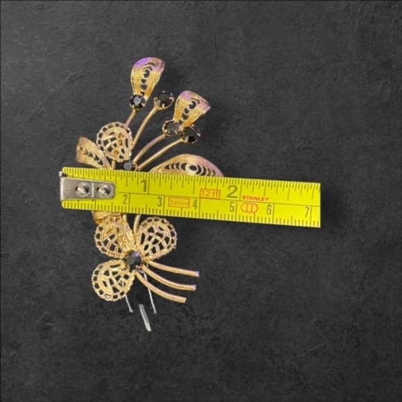 Women's Gold Tone Filigree Flower with Black Crystal Prong-Set Brooch & Earrings - Picture 6 of 6